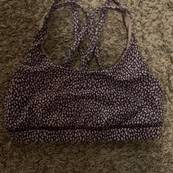 Lululemon Sports Bra - Picture 1 of 2